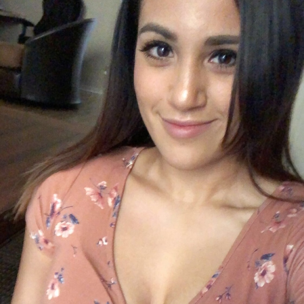 Meet your Posher, Sabrina celeste